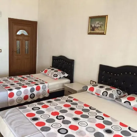 H A * Ayvacik (Canakkale)